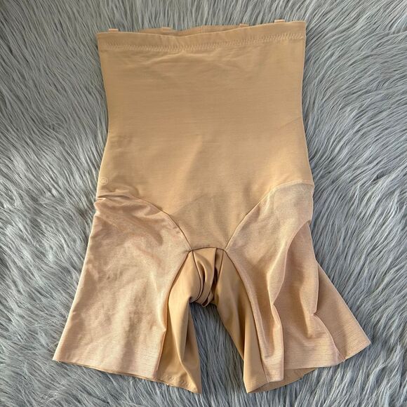 HoneyLove SculptWear SuperPower Short Womens Size Medium Tan Brown Shapewear‎
